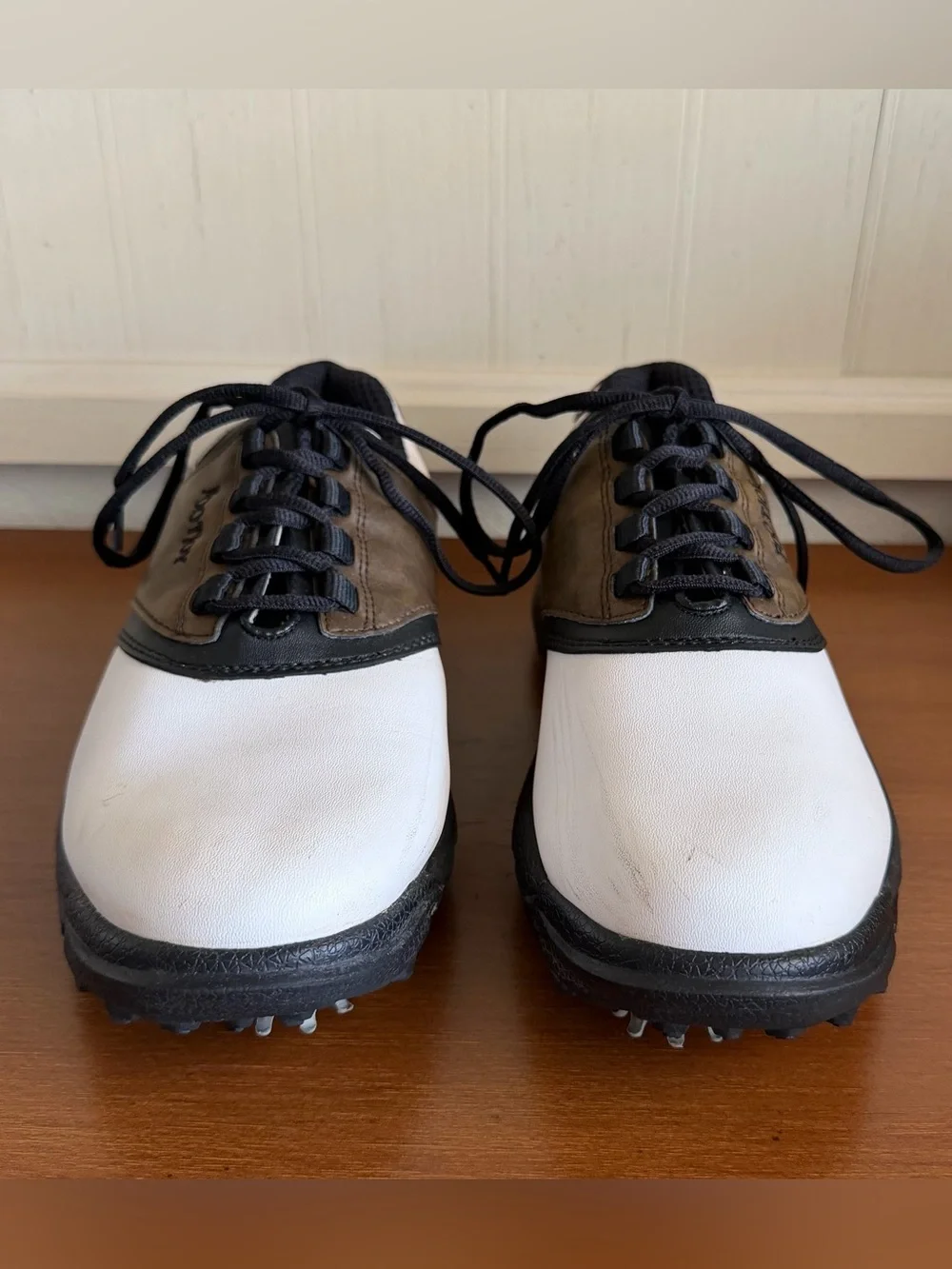 Footjoy Greenjoys Men’s 9M Classic Saddle Golf Shoes Retro Athletic Country Club